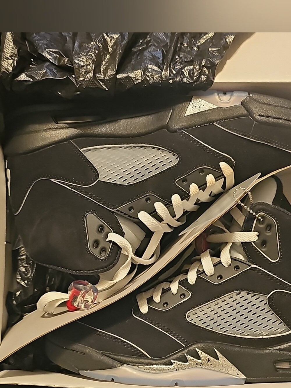 Air Jordan 5 Black Metallic Reimagined
